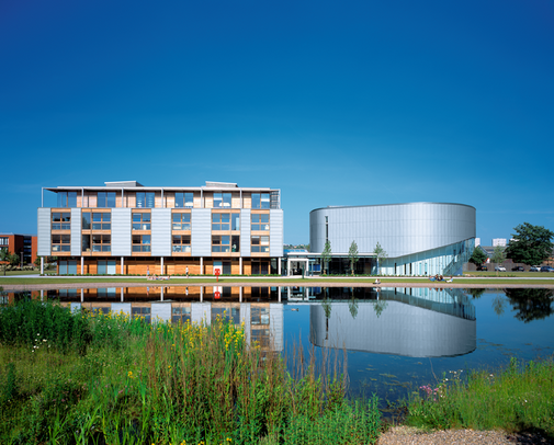 University - Business School University - Business School