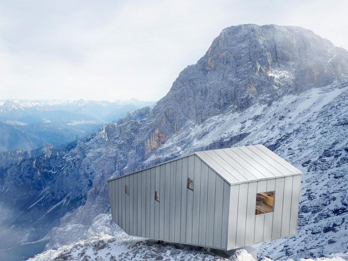 The bivouac is located on the Forcella Marmarole.