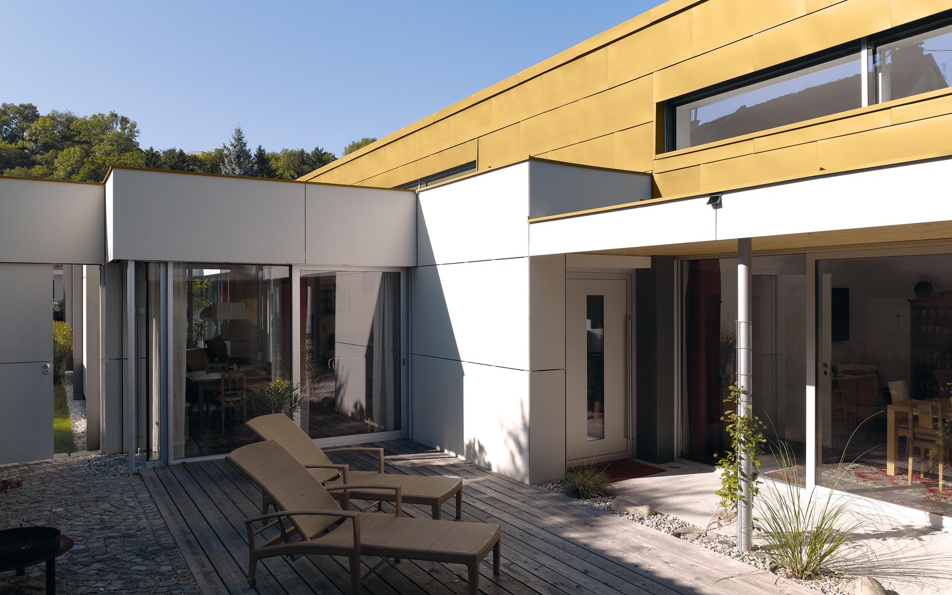 Facade med artCOLOR gold